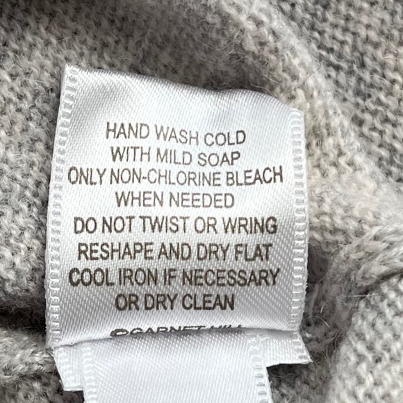 Garnet Hill Gray Cashmere Sweater with Chiffon and Lace Hem Size M - Picture 7 of 8